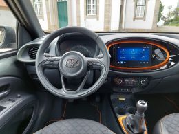 Toyota Aygo X 1.0 VVT-i Limited segunda mão Castelo Branco