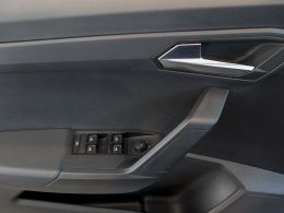 SEAT Arona 1.0 TSI STYLE 5v segunda mão Setúbal