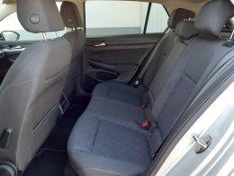 Volkswagen Golf 1.0 TSI 110cv Life segunda mão Setúbal