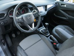 Opel Crossland 1.2T 110cv Elegance segunda mão Porto
