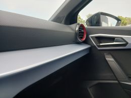 SEAT Ibiza 1.0 TSI FR 5v segunda mão Porto