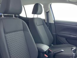 Volkswagen T-Cross 1.0 TSI 95cv Life segunda mão Porto
