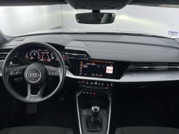 Audi A3 Sportback 30 TFSI Advanced segunda mão Porto