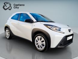 Toyota Aygo X 1.0 VVT-i play segunda mão Castelo Branco
