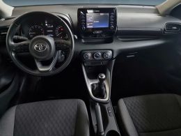 Toyota Yaris 1.0 Comfort Plus segunda mão Castelo Branco