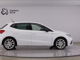 SEAT Ibiza 1.0 TSI FR 5v segunda mão Porto