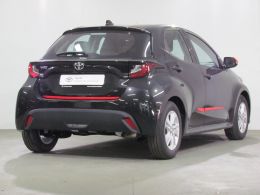 Toyota Yaris 1.0 Comfort Plus segunda mão Lisboa