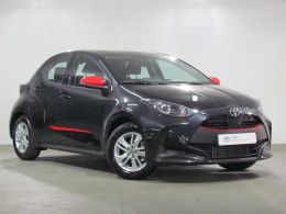 Toyota Yaris 1.0 Comfort Plus segunda mão Lisboa