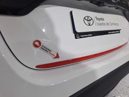 Toyota Yaris 1.0 Comfort Plus segunda mão Lisboa