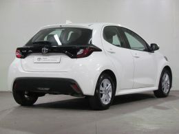 Toyota Yaris 1.0 Comfort Plus segunda mão Lisboa