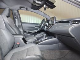 Toyota COROLLA TS Corolla TS 1.8 Hybrid Comfort + Pack Sport segunda mão Porto