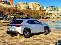 Lexus UX Premium + segunda mão Porto