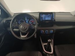 Toyota Yaris Yaris 1.0 Comfort Plus segunda mão Lisboa