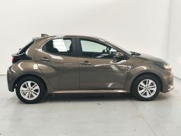 Toyota Yaris 1.0 Comfort Plus segunda mão Braga