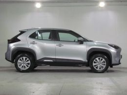 Toyota Yaris Cross 1.5 Hybrid Dynamic Force Comfort Plus AWD segunda mão Lisboa