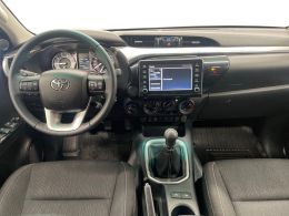 Toyota Hilux 2.4D 4x4 Tracker segunda mão Setúbal