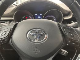 Toyota C-HR 1.8 Hybrid Exclusive + Pack Luxury segunda mão Setúbal