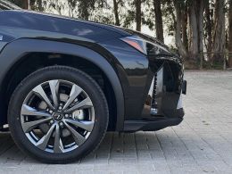 Lexus UX UX 250h Sport segunda mão Aveiro