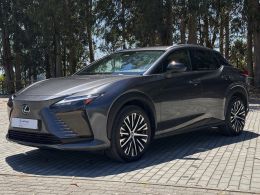 Lexus RZ RZ 450e Premium + Mala Elétrica (Monotone) segunda mão Aveiro