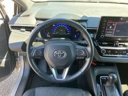 Toyota COROLLA TS Corolla TS 1.8 Hybrid Comfort + Pack Sport segunda mão Aveiro