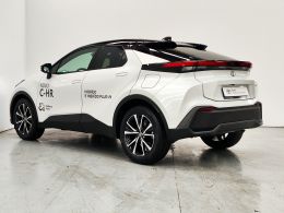 Toyota C-HR 1.8 Hybrid Square Collection segunda mão Braga