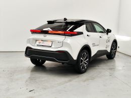 Toyota C-HR 1.8 Hybrid Square Collection segunda mão Braga