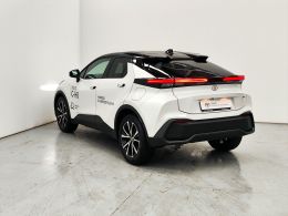 Toyota C-HR 1.8 Hybrid Square Collection segunda mão Braga