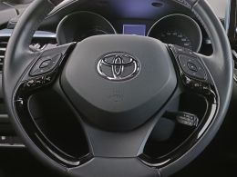 Toyota C-HR 1.8 Hybrid Exclusive segunda mão Santarém