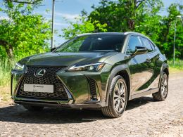 Lexus UX 250h Sport segunda mão Lisboa