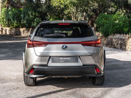 Lexus UX 250h Sport segunda mão Lisboa