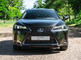 Lexus UX 250h Sport segunda mão Lisboa