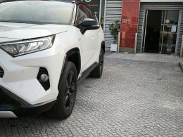 Toyota Rav4 RAV4 2.5 Hybrid Dynamic Force SQUARE Collection segunda mão Leiria