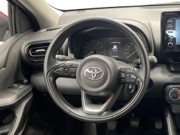 Toyota Yaris 1.0 Comfort Plus segunda mão Setúbal