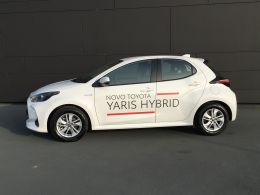 Toyota Yaris Yaris 1.5 Hybrid Dynamic Force Comfort Plus segunda mão Faro