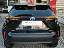 Toyota Yaris Cross 1.5 Hybrid Dynamic Force Luxury segunda mão Leiria