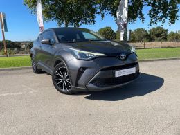 Toyota C-HR 1.8 Hybrid Exclusive + Pack Luxury segunda mão Setúbal