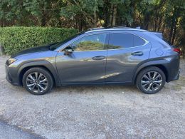 Lexus UX 250h Sport segunda mão Coimbra