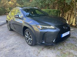 Lexus UX 250h Sport segunda mão Coimbra