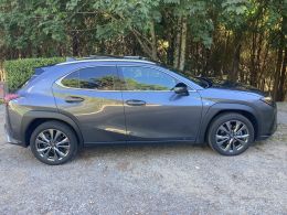 Lexus UX 250h Sport segunda mão Coimbra