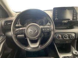 Toyota Yaris 1.0 Comfort Plus segunda mão Setúbal