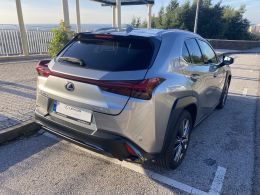 Lexus UX UX 250h Sport segunda mão Coimbra