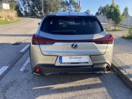 Lexus UX UX 250h Sport segunda mão Coimbra