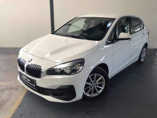 BMW Serie 2 Active Tourer segunda m&atilde;o Faro