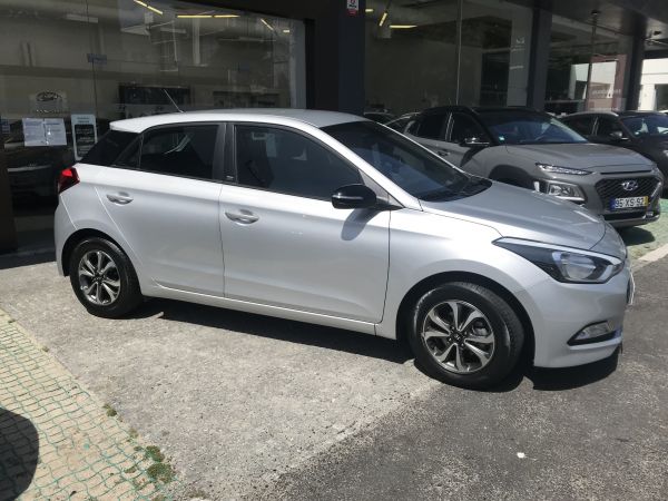 Hyundai i20 segunda m&atilde;o Porto