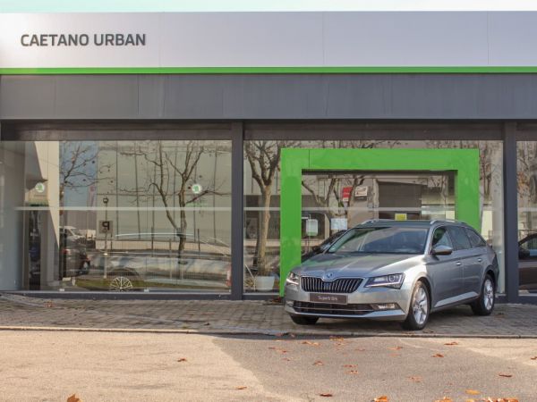 Skoda Superb usado (Aveiro) Skoda Superb segunda mão Aveiro