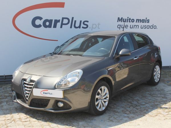 Alfa Romeo Giulietta segunda m&atilde;o Porto