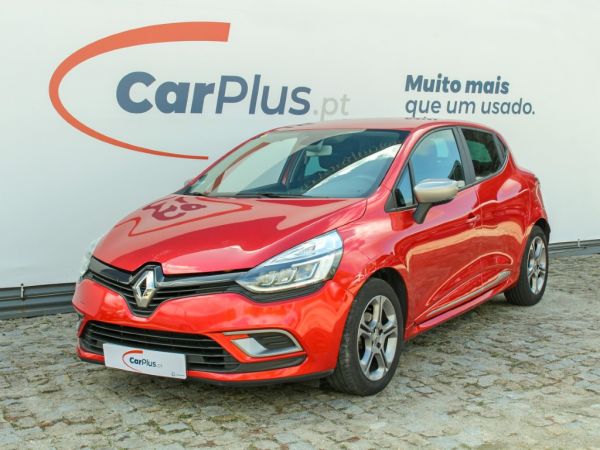 Renault Clio usado (Porto) Renault Clio segunda mão Porto
