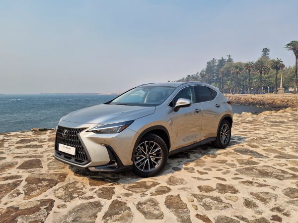 Lexus NX segunda mano Porto