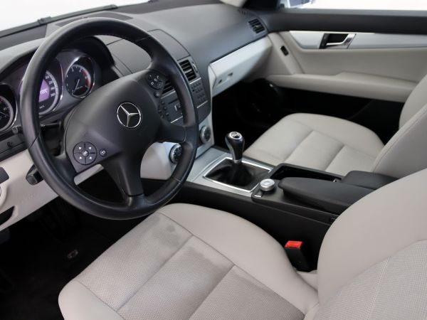 Mercedes Benz Clase C C 200 CDI Blue Efficiency Avantgarde