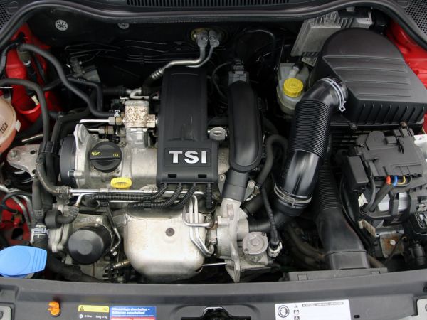 Volkswagen Polo 1.2 TSI 90cv Advance